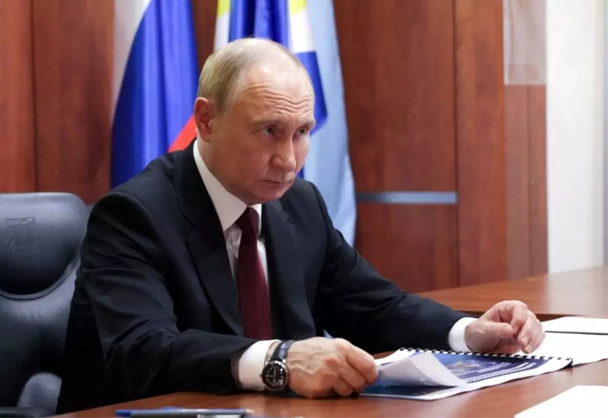 Putin\'den Trump ile Görüşmede Çekilme Teklifi