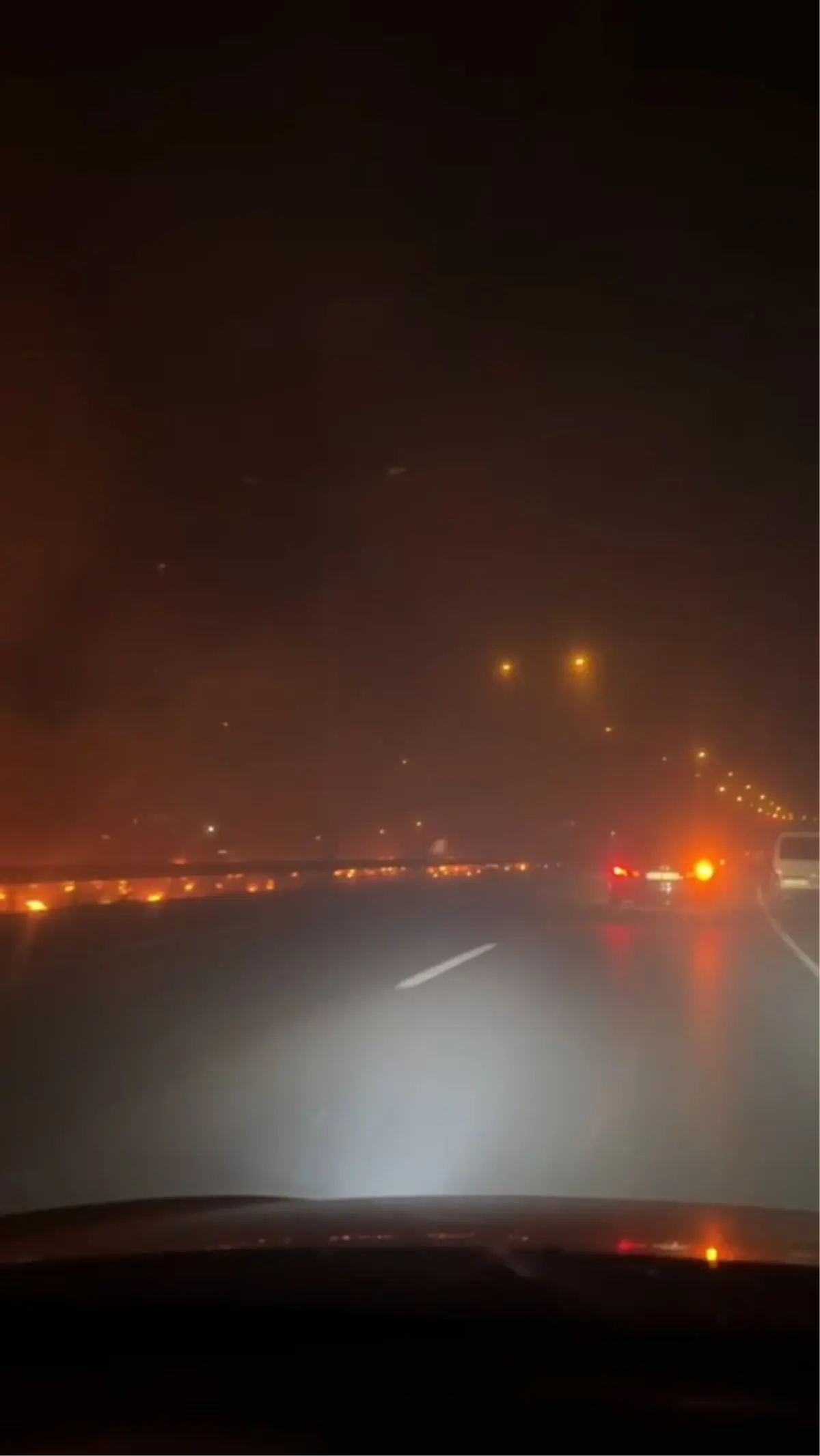 Samsun\'da Kimyasal Madde Yüklü TIR Yangını