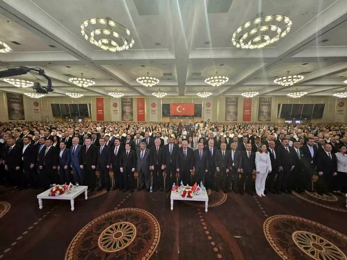 MHP İstanbul\'da Terörsüz Türkiye İçin Toplandı