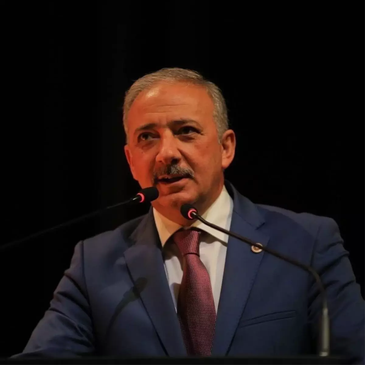 Muğla\'da Milletvekili Kadem Mete\'nin Aracı Kaza Yaptı