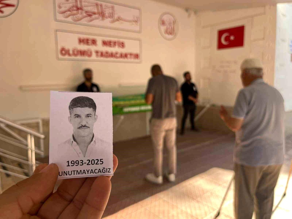 Tüfekle Vurulan Genç Hayatını Kaybetti