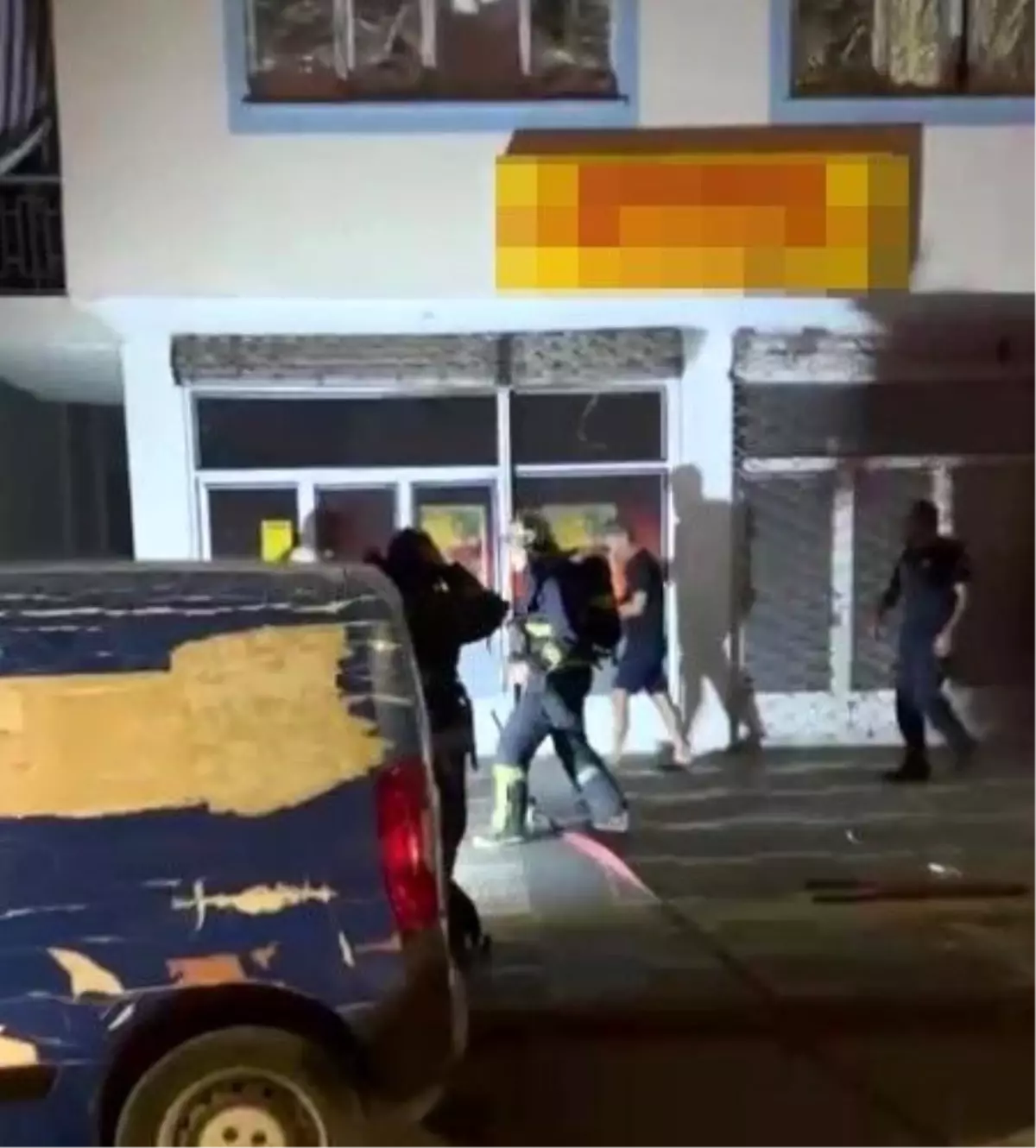 Manavgat\'ta Kargo Firmasında Yangın, Çocuklar Fark Edip İhbar Etti