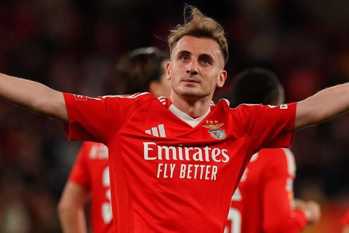 Fenerbahçe\'nin Kerem Aktürkoğlu\'na yaptığı yeni teklife Benfica\'dan dakikalar içinde cevap