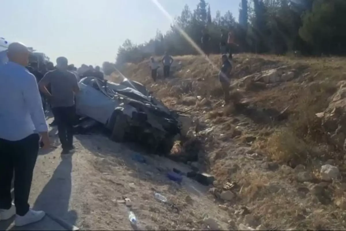 Gaziantep\'te feci kaza! 3 kişi hayatını kaybetti, 3 yaralı var