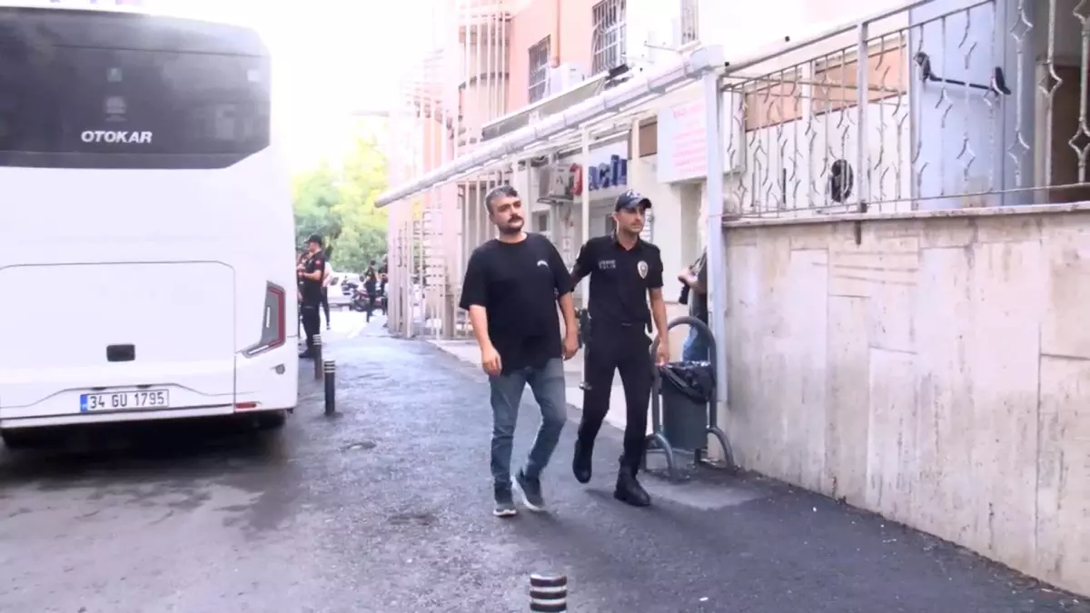 İmamoğlu\'nda Orman Yangını Kontrol Altına Alındı