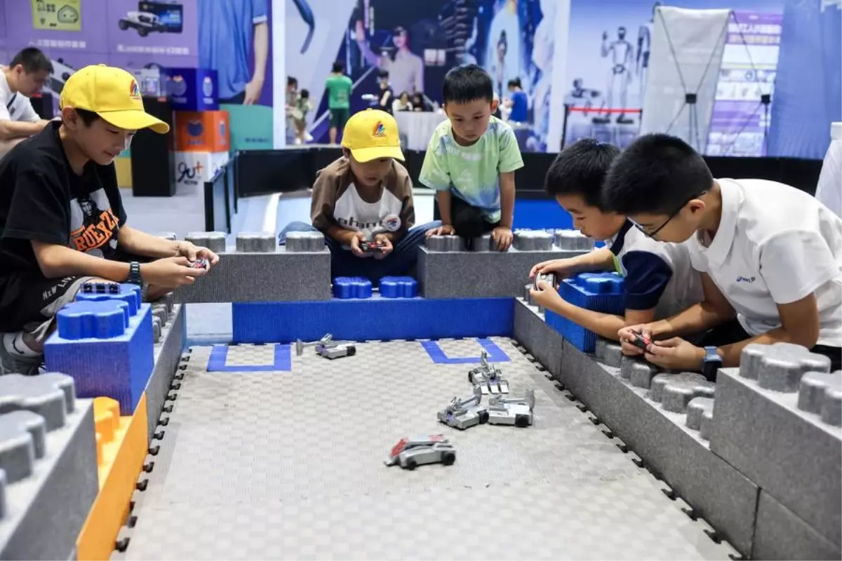 Wuzhen Gençlik Teknoloji Karnavalı Başladı