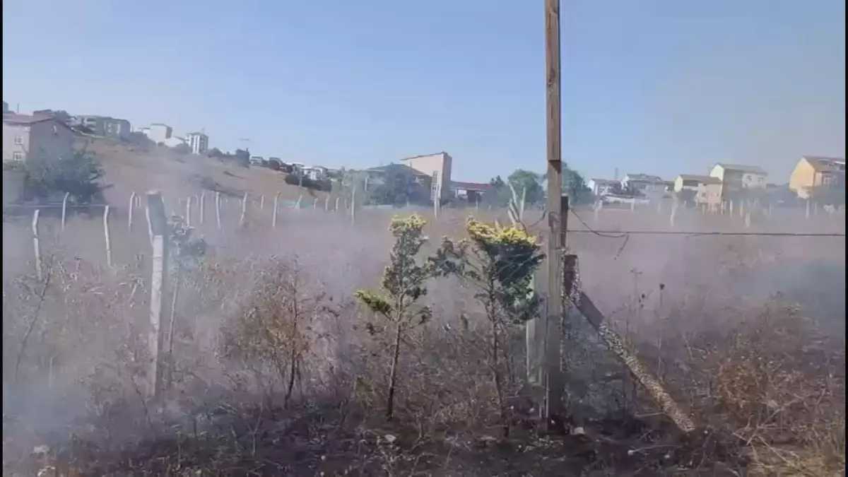 Yangına Müdahale Eden İtfaiyeye Saldırı