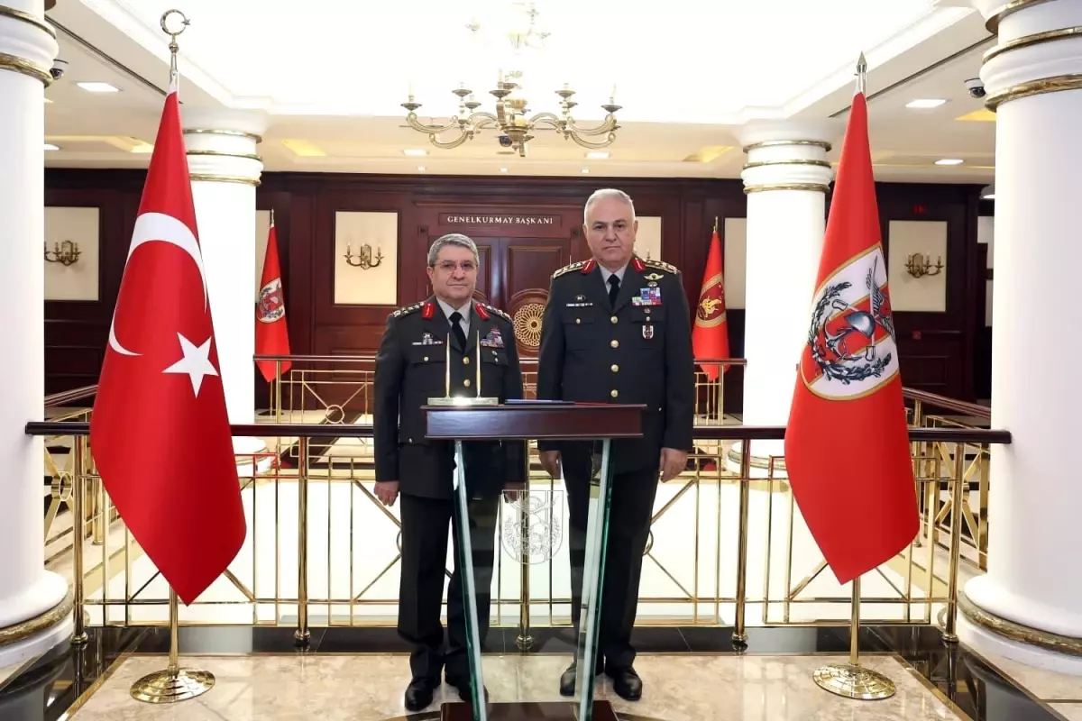 Genelkurmay ve Kara Kuvvetleri Komutanlığı\'nda devir teslim