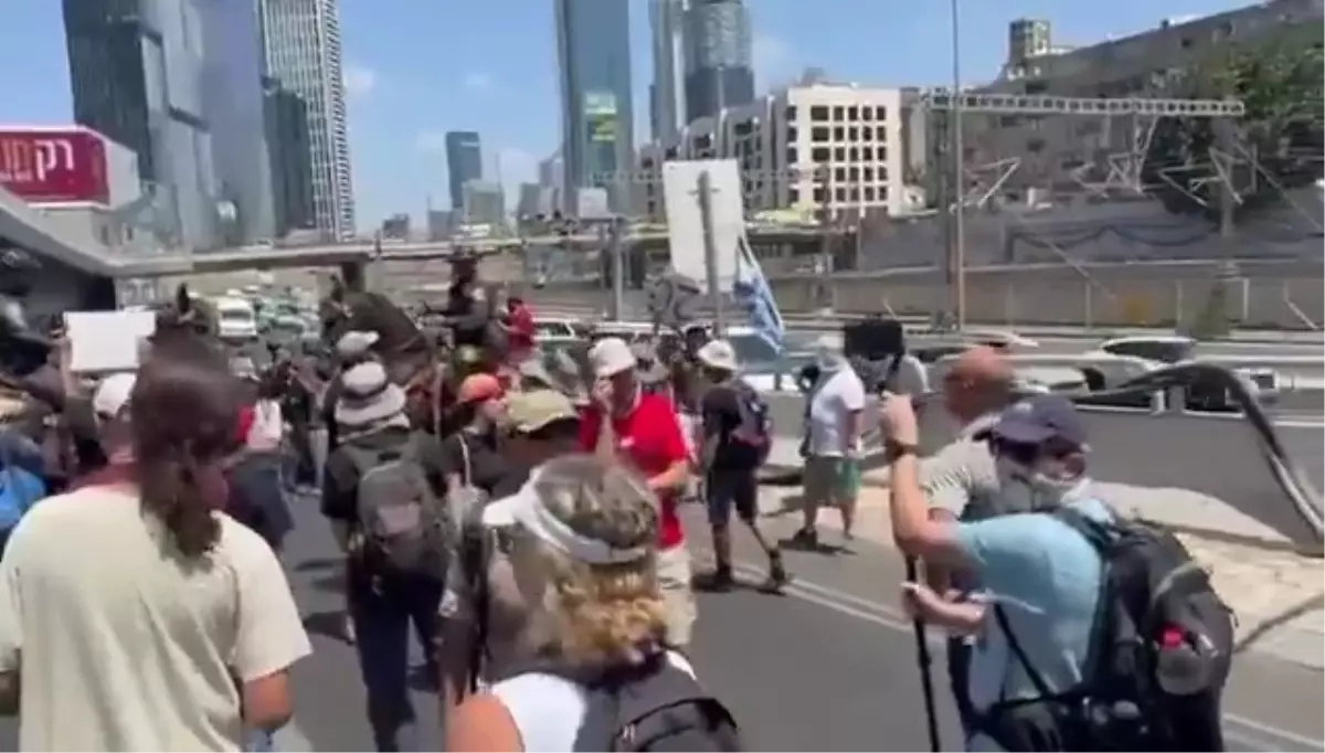 İsrail\'de 1 Milyonluk Esir Takası Protestosu