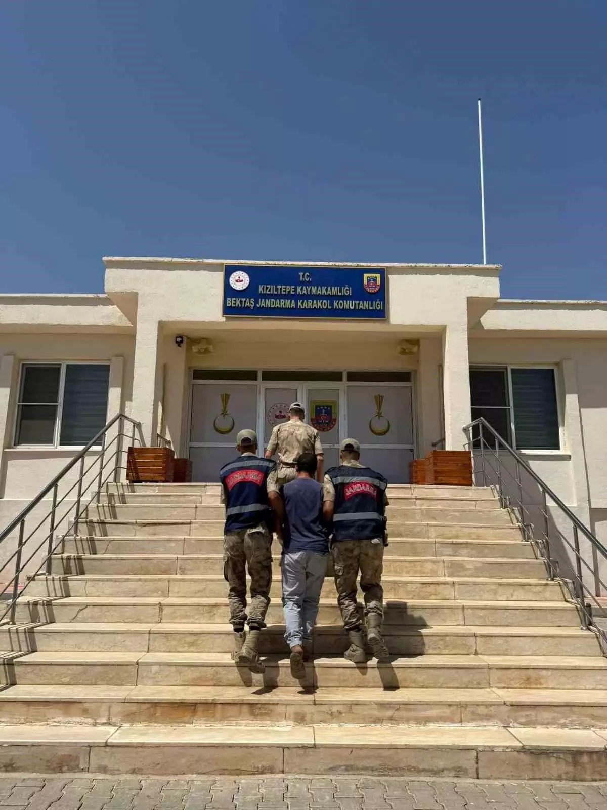 Mardin\'de Uygunsuz Hayvan Paylaşımı: Bir Gözaltı