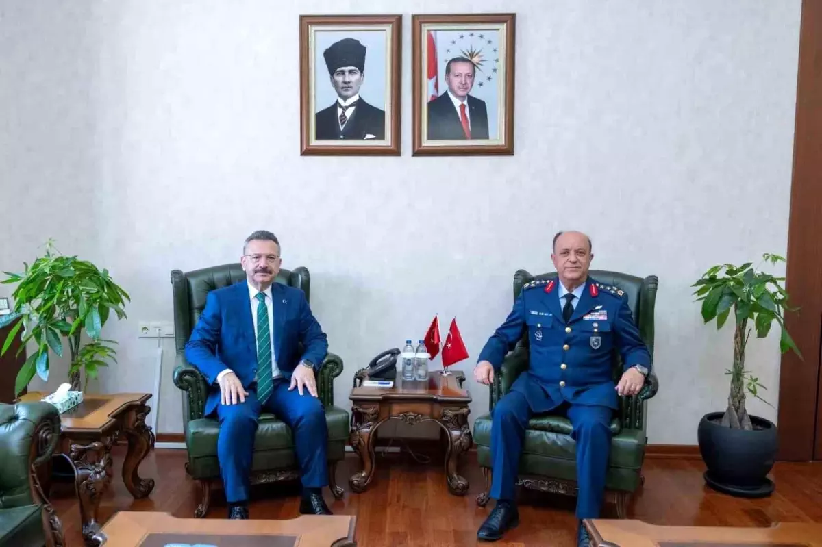 Güneykaya\'dan Vali Aksoy\'a Veda Ziyareti