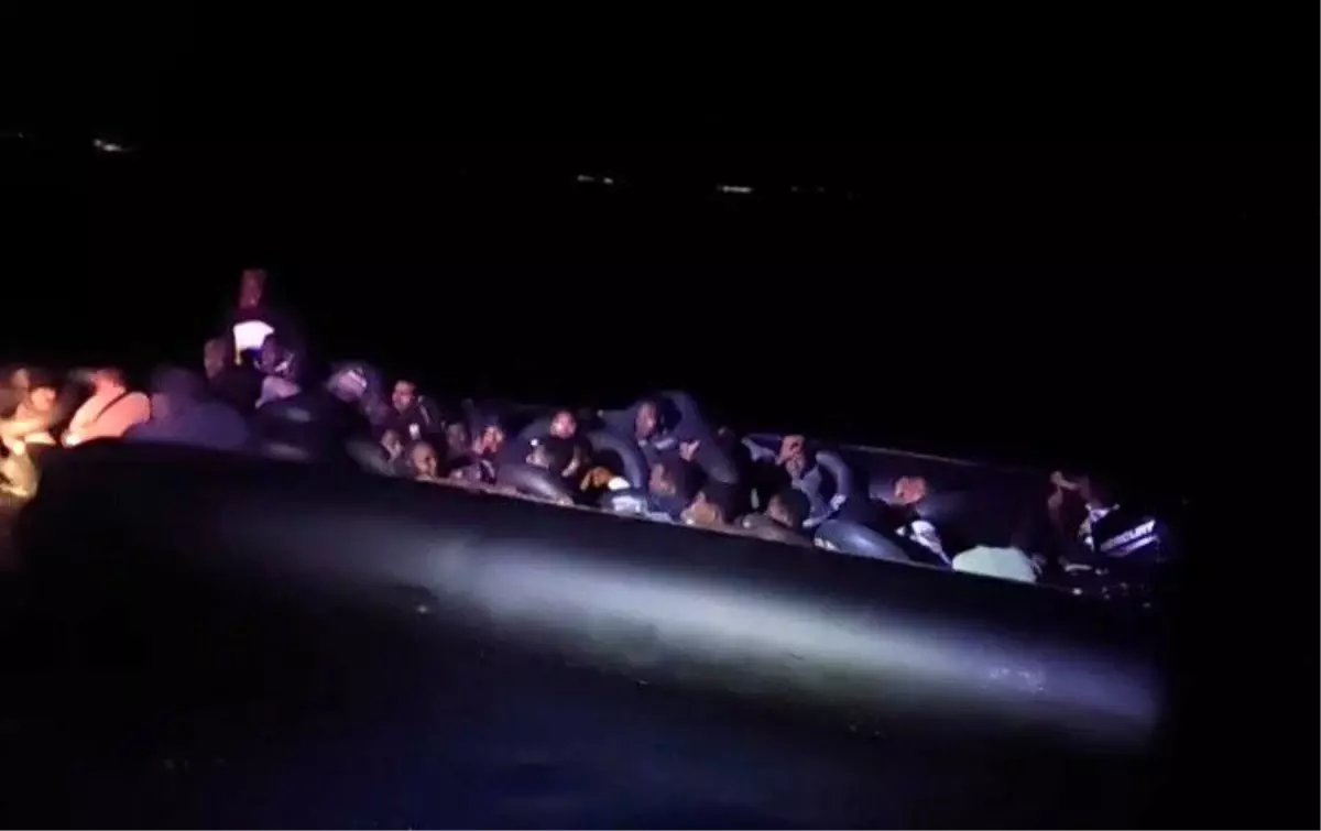 Ayvalık\'ta 42 Düzensiz Göçmen Yakalandı