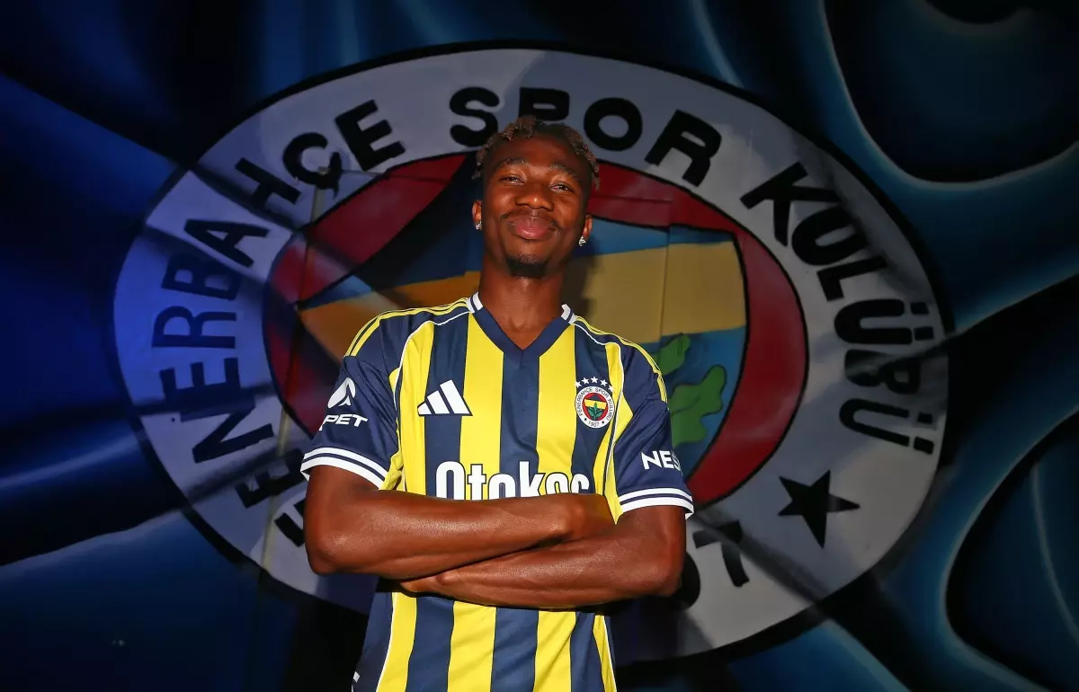 Fenerbahçe, Dorgeles Nene ile 5 Yıllık Sözleşme İmzaladı