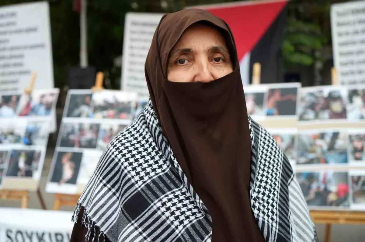 Filistin için imza kampanyasına destek veren Cemile teyze: "Her bir imza İsrail\'e bir bomba olacak"