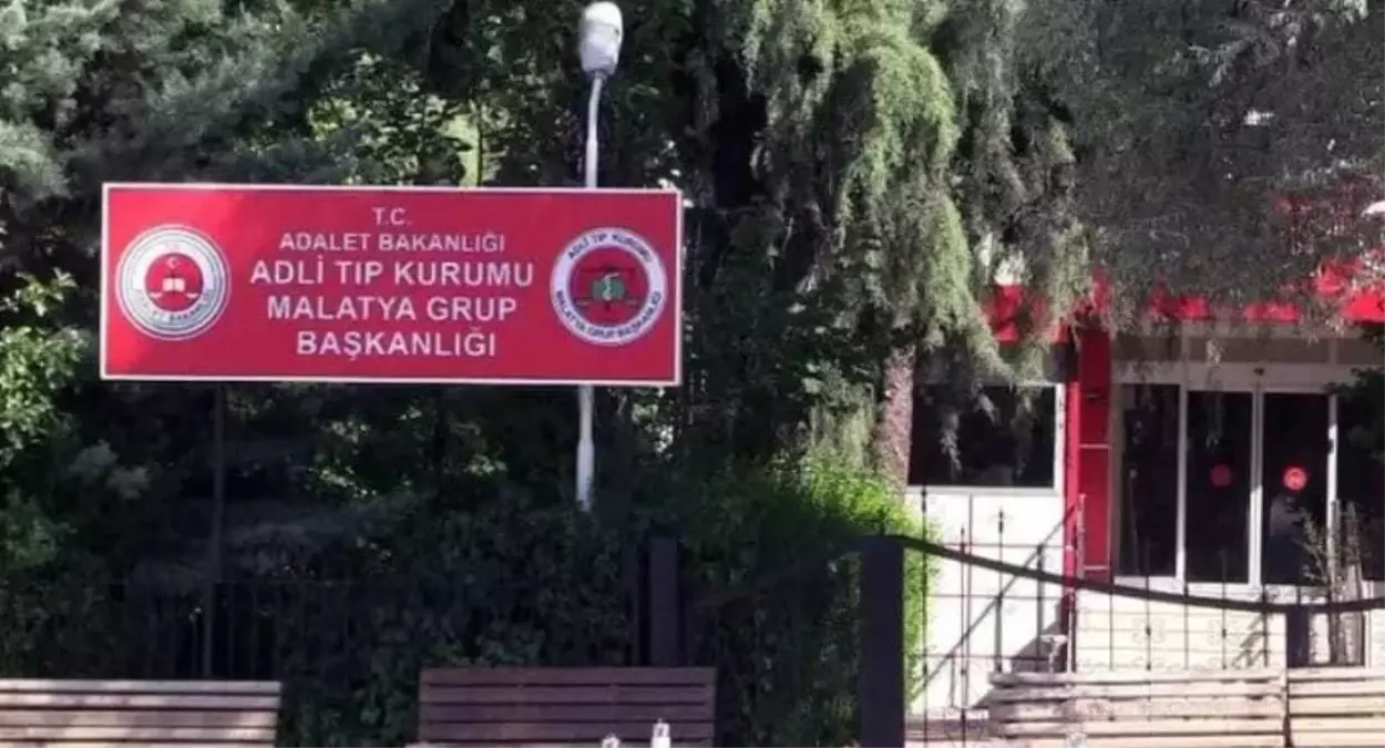 Malatya\'da Yaşlı Adam Trafik Kazasında Hayatını Kaybetti