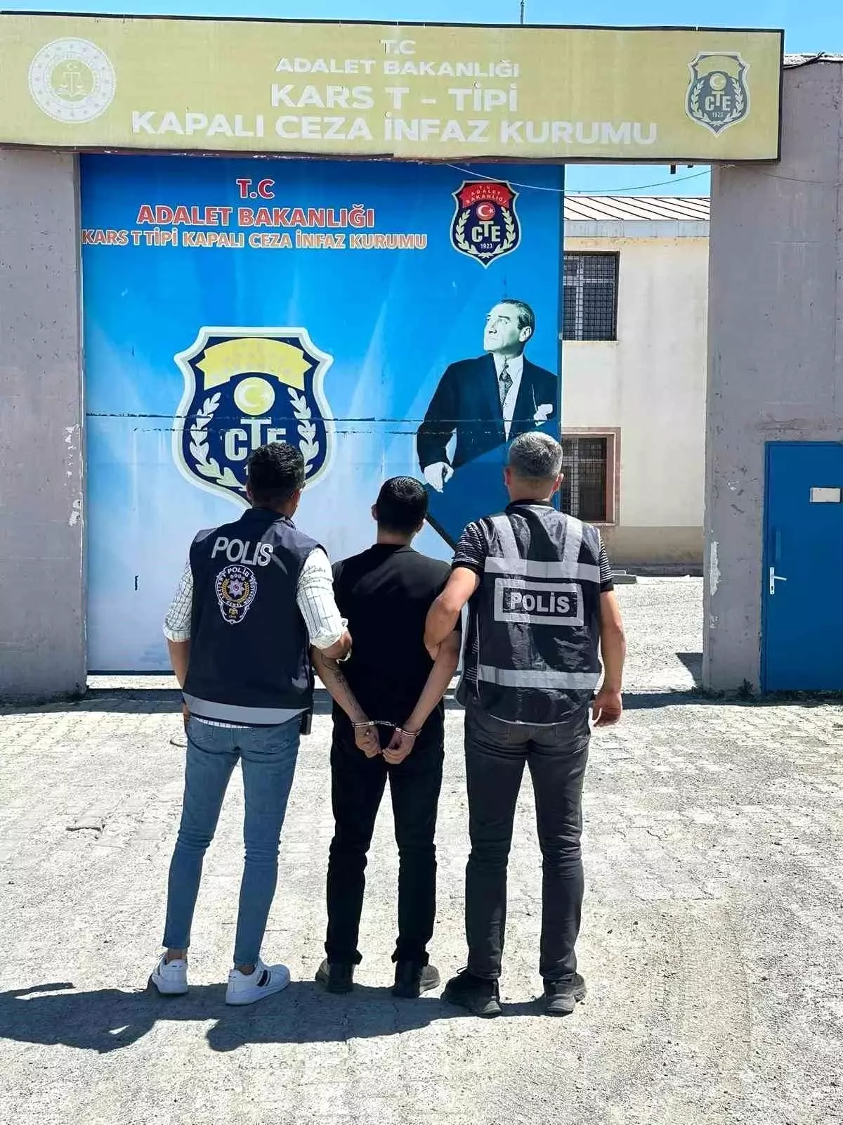 Sahte Kimlikle Kaçmaya Çalışan Hükümlü Yakalandı