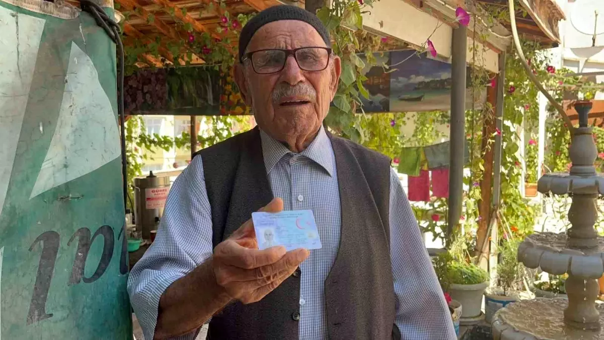 Yozgat\'ta 94 Yaşındaki Ali Gül\'ün Uzun Yaşam Sırrı