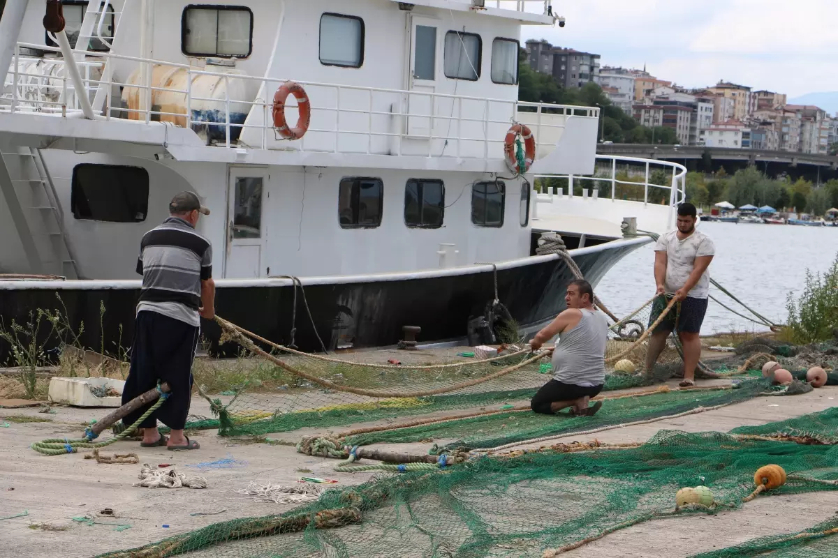 Samsun\'da Balıkçılar Sezona Hazırlanıyor