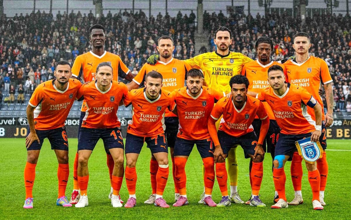 Başakşehir, Craiova ile Play-Off Oynayacak