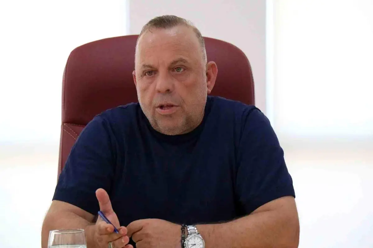Bozdoğan Belediye Başkanı Özel, Parti Değiştirme İddialarını Reddetti