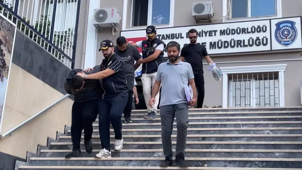 İstanbul\'da Hırsızlar Yakalandı