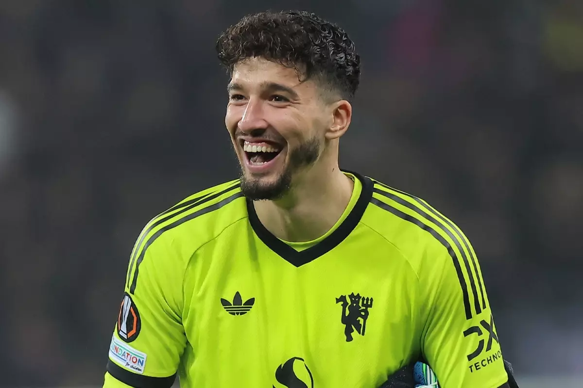 Altay Bayındır Fenerbahçe\'ye mi geliyor? Sürpriz paylaşım