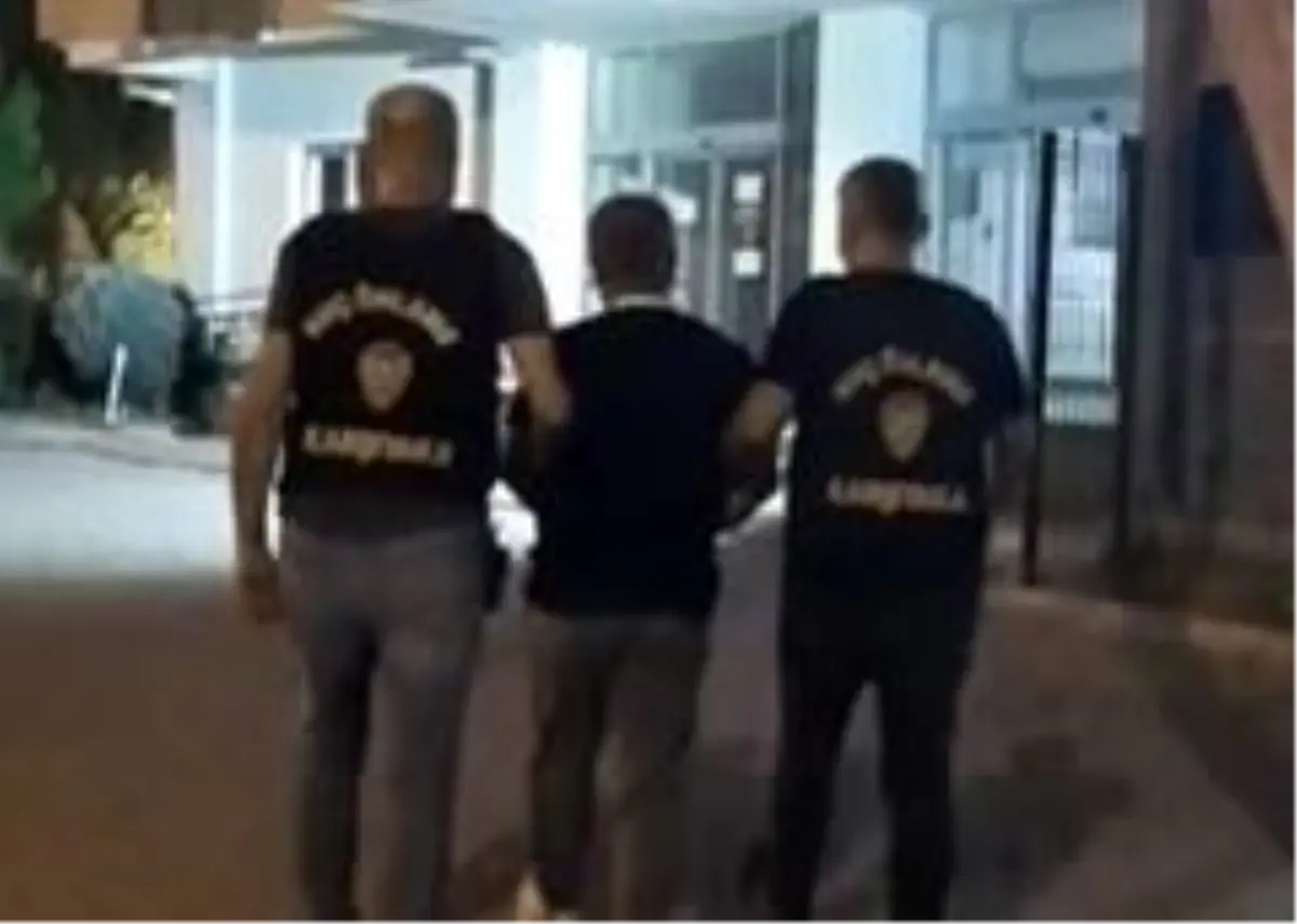 İzmir\'de Aranan Cinsel İstismar Zanlısı Yakalandı