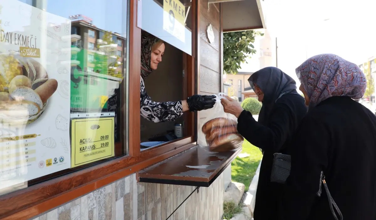 Karatay Belediyesi, Tam Buğday Ekmeği Tüketimini 5 Kat Artırdı