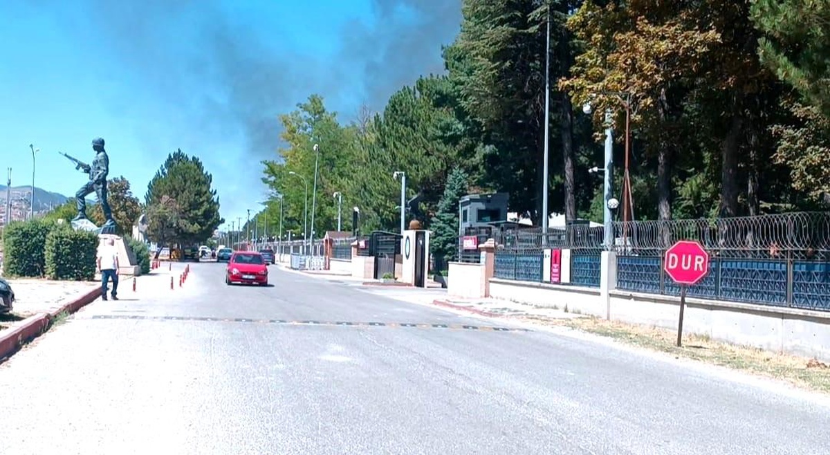 Kütahya\'da Yangın Kontrol Altına Alındı