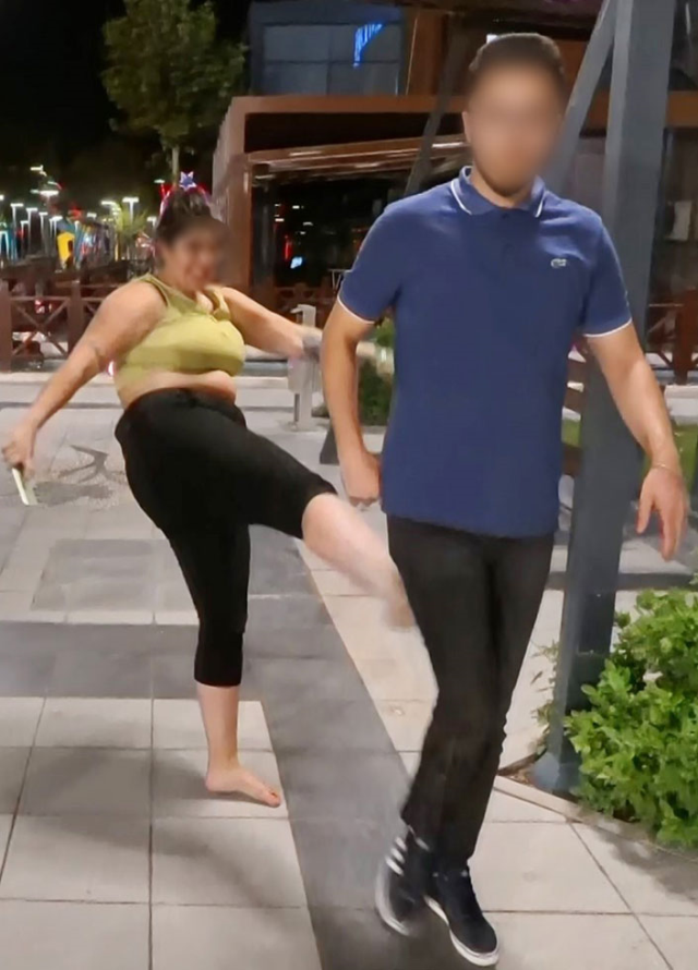 'Tecavüz ediyorlar' diye çığlık attı, yardıma gelenleri darbetti