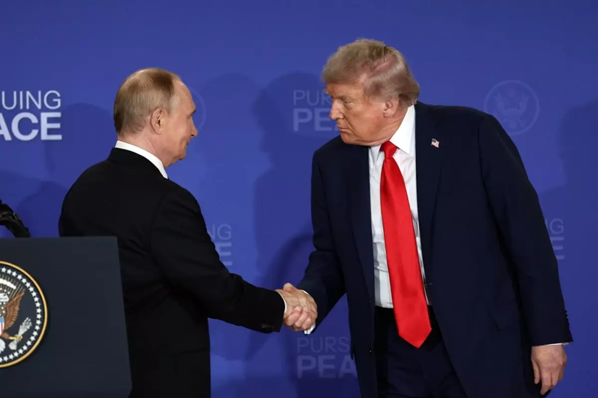 Trump\'tan Rusya\'ya üstü kapalı "saldırı" mesajı
