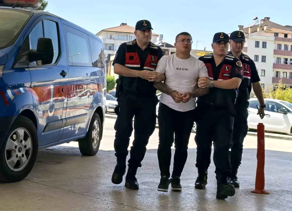 Bursa\'da Güvenlik Görevlisine Bıçaklı Saldırı