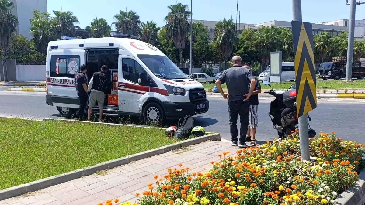 Manavgat\'ta Motosiklet Kazası: 1 Yaralı