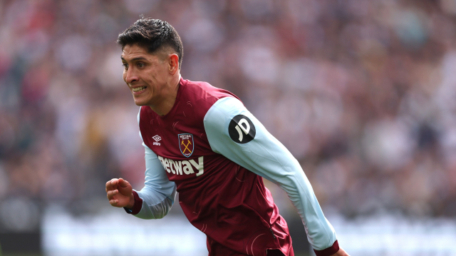 Mourinho'nun çok istediği Edson Alvarez, İstanbul'a geliyor