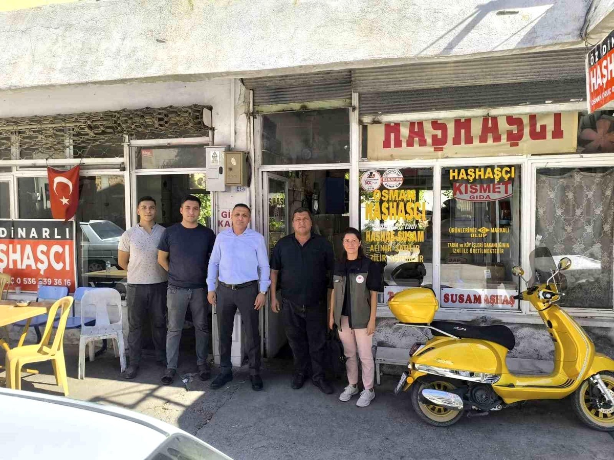 Dinar\'da Haşhaş Üreticilerine Ziyaret