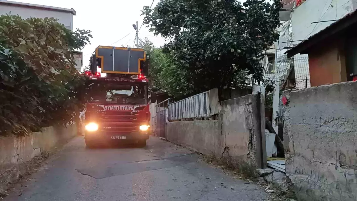 Pendik\'te Bağıran Şahsa Müdahale
