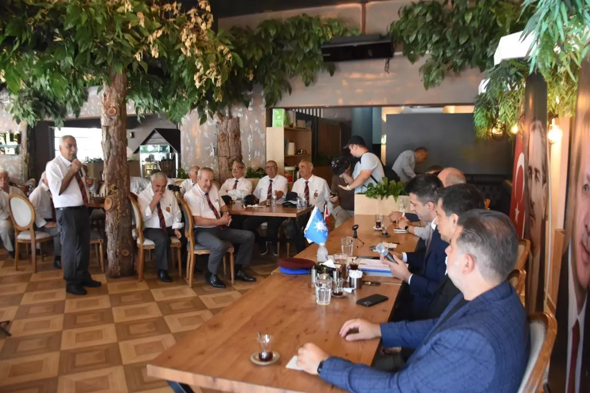 AK Partili Çelebi, komando beresiyle ikna turunda: Kazanan Türkiye olacak
