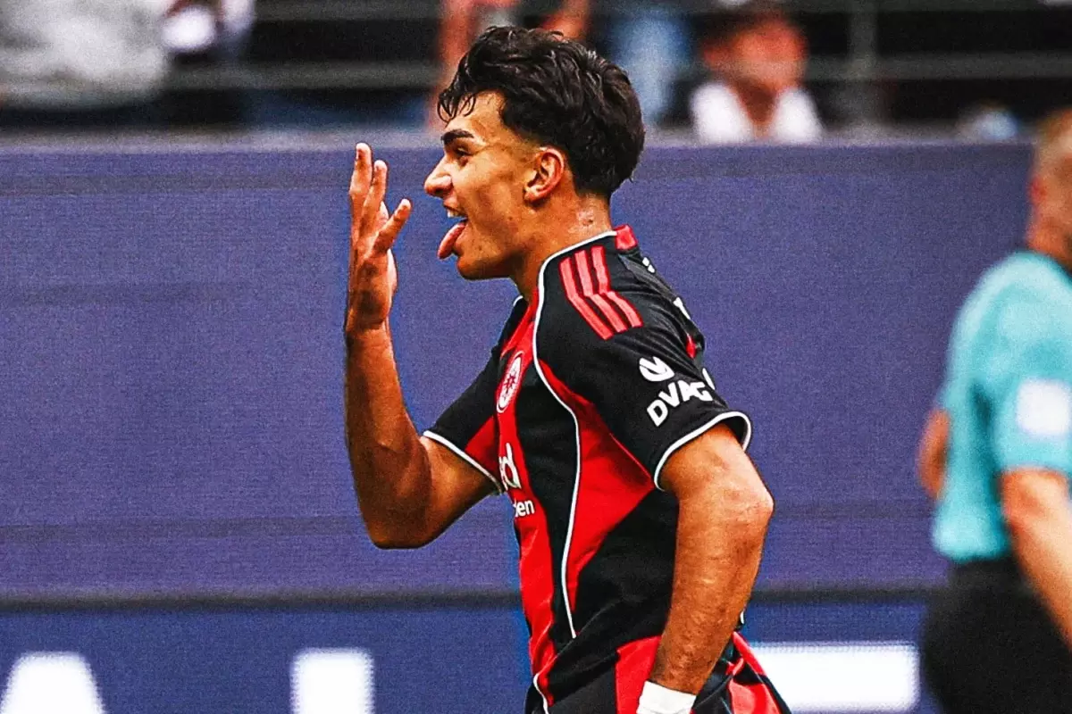 Can Uzun, ilk maçında Bundesliga\'ya damga vurarak tarihe geçti