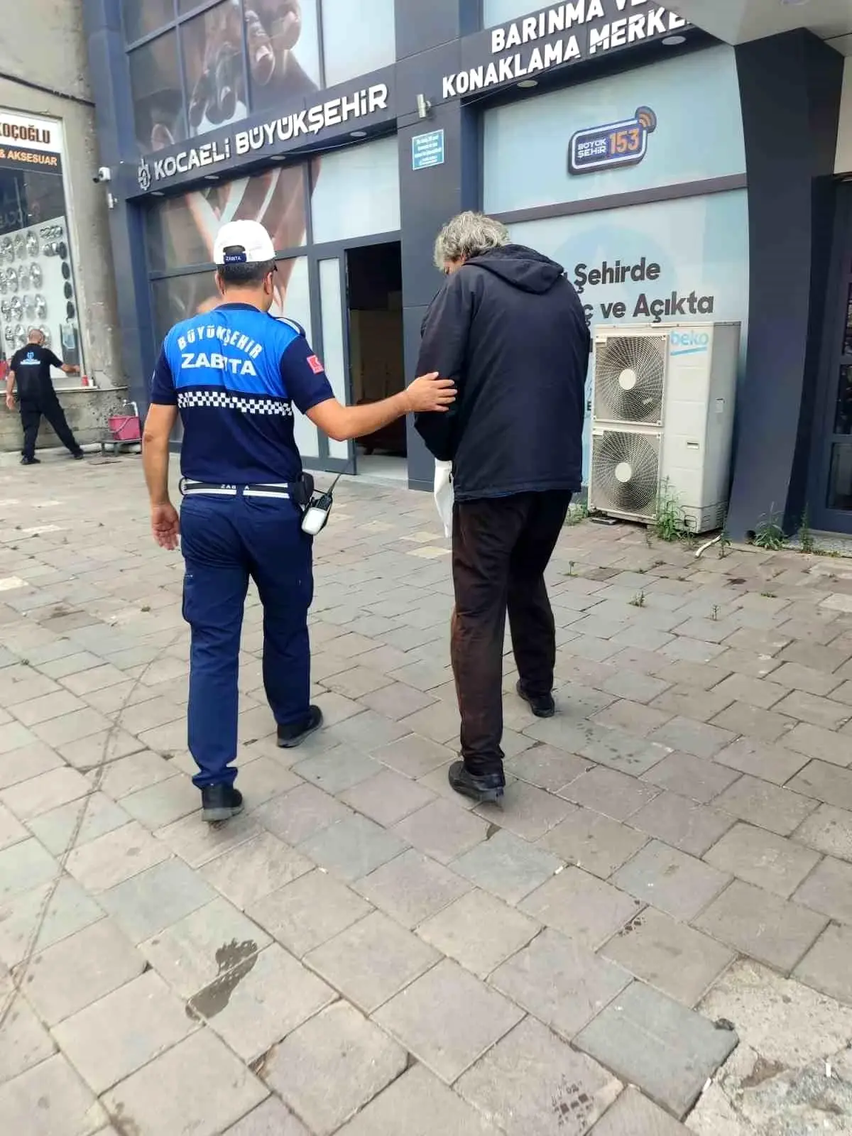 Kocaeli Büyükşehir Belediyesi Evsiz Vatandaşlara Barınma İmkanı Sağlıyor