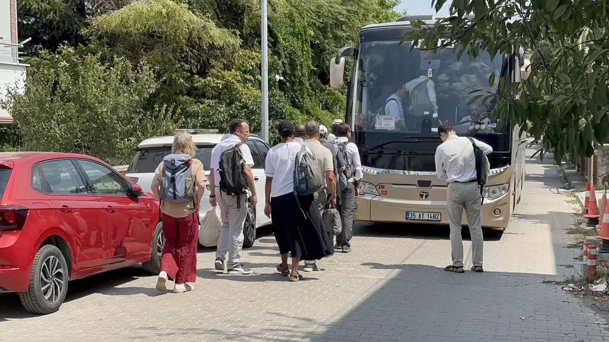 İznik\'te Akademisyenlerden Ayin