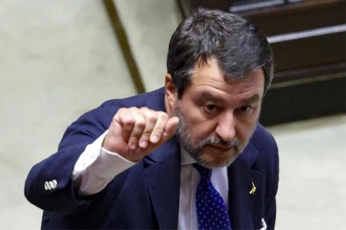 Fransa, İtalya Büyükelçisi\'ni Çağırdı