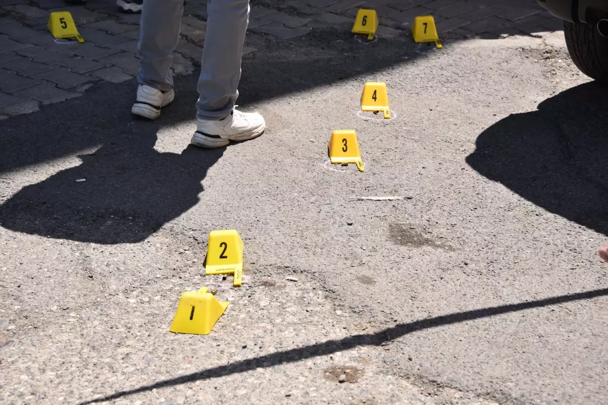 Siverek\'te Jandarma Aracına Silahlı Saldırı