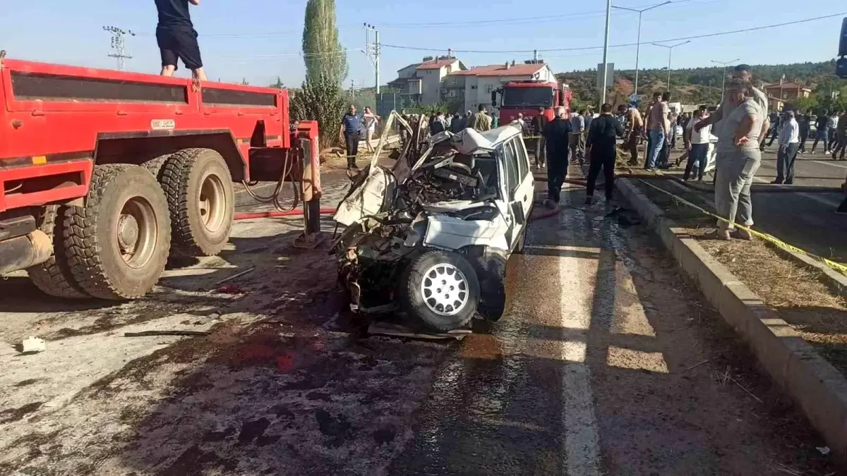 Konya\'da Trafik Kazası: 3 Ölü