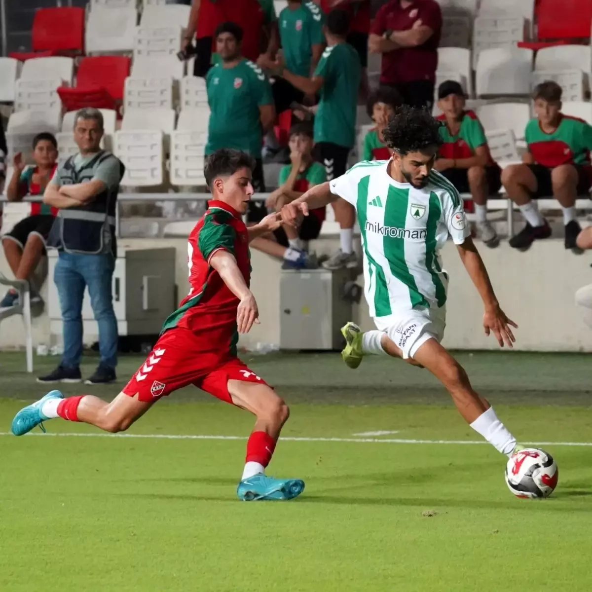 Muğlaspor, Karşıyaka\'ya Hazırlık Maçında Yenildi
