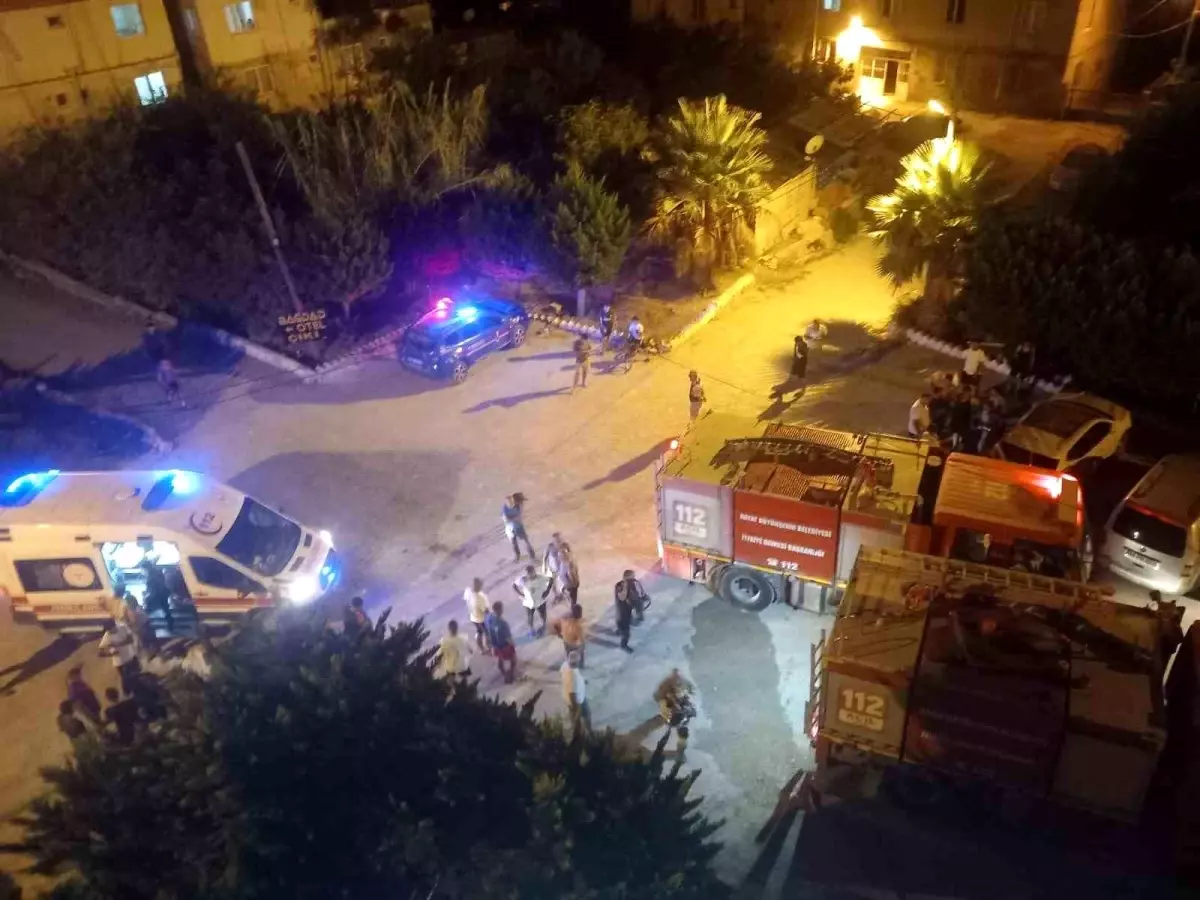 Hatay\'da Otelde Çıkan Yangında 11 Kişi Hastaneye Kaldırıldı