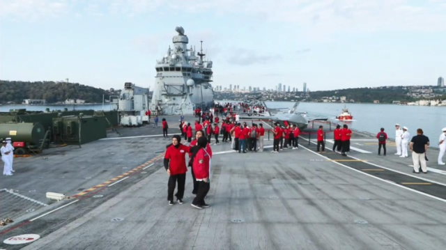 Mavi Vatan'ın koruyucuları İstanbul Boğazı'nda Mavi Vatan'ın koruyucuları İstanbul Boğazı'nda