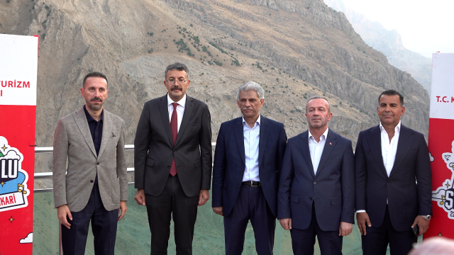 Bir Anadolu Şenliği Hakkari'yi kültür, sanat ve turizmle yeniden buluşturuyor