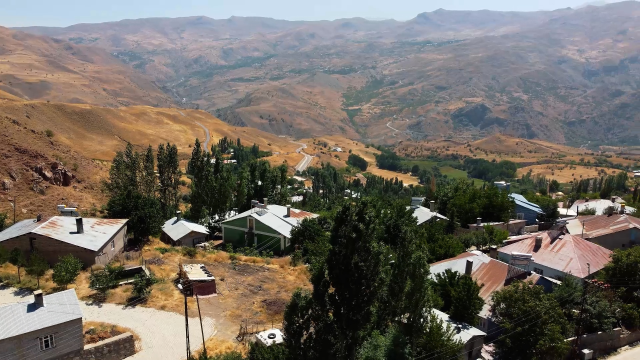 Bir Anadolu Şenliği Hakkari'yi kültür, sanat ve turizmle yeniden buluşturuyor