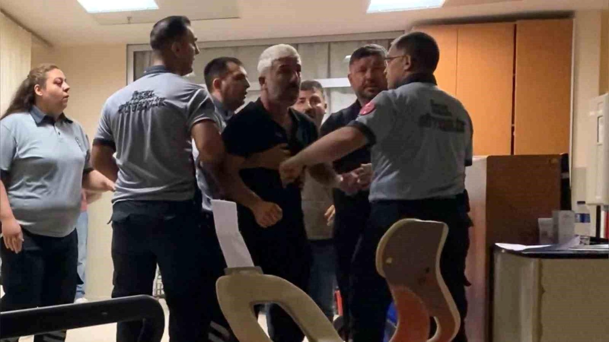 İnegöl\'de Kaza: 2 Yaralı