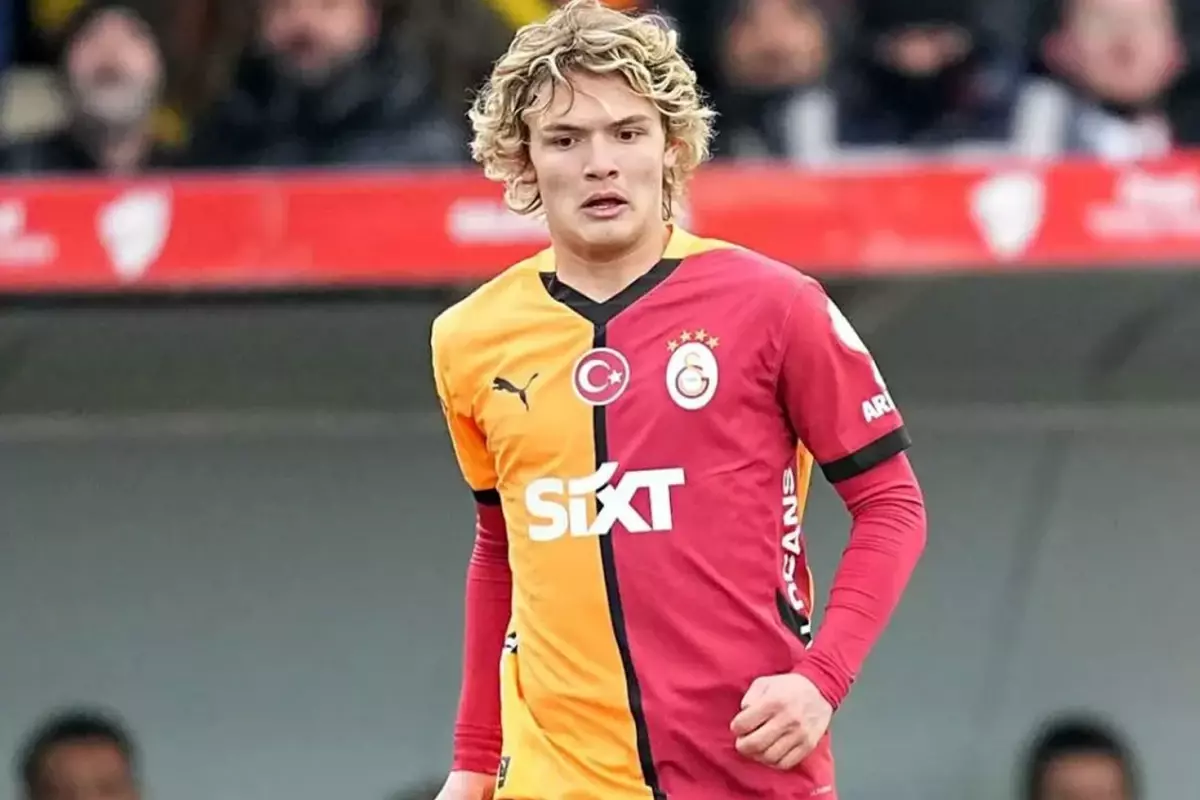 Galatasaray\'da Efe Akman geleceği belli oldu